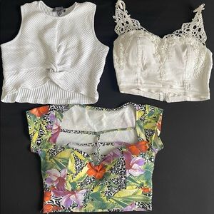 crop tops made of stretchy mesh.